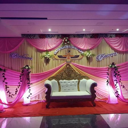 Hotel Shahi Darbar Navsari Esterno foto